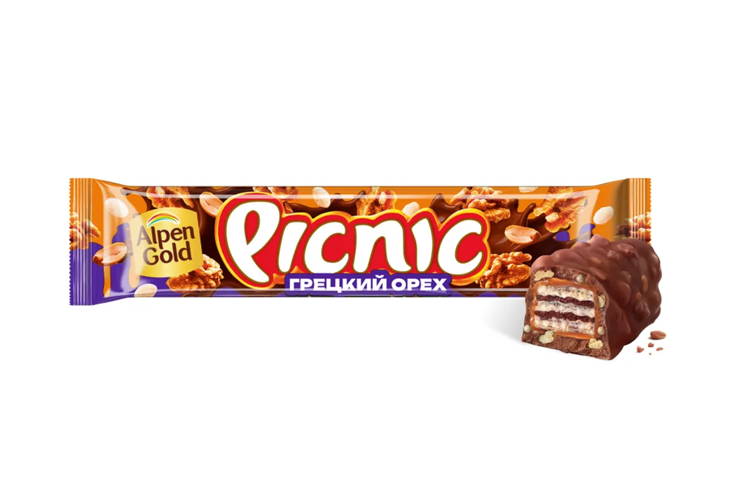 Батончик Picnic шоколадный с изюмом-карамелью-грецким орехом 52 г